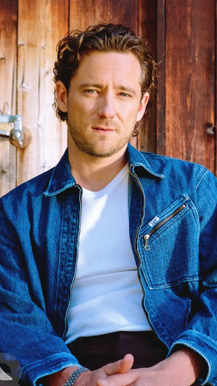 Lewis Pullman 